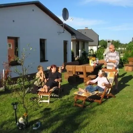 Apartment Zeesenboot Mit Moeblierter Terrasse Saal
